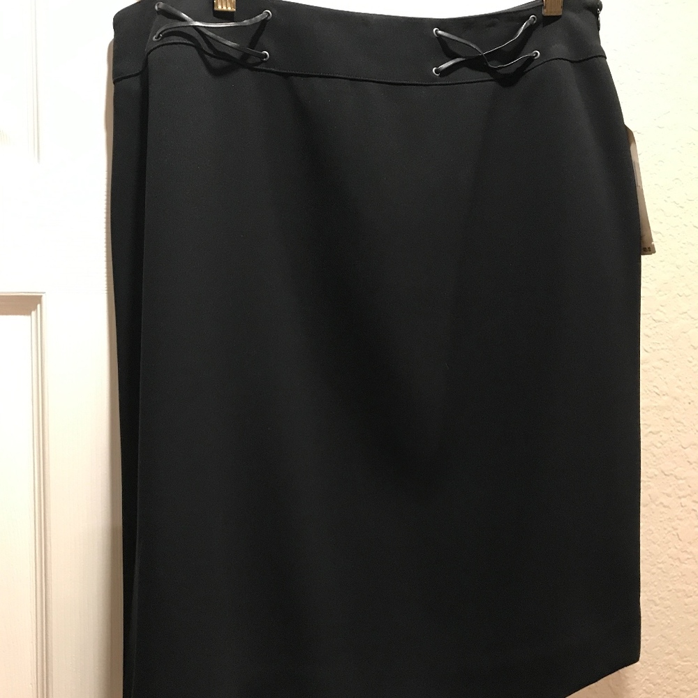 Jones New York black classic pencil skirt-Sz14